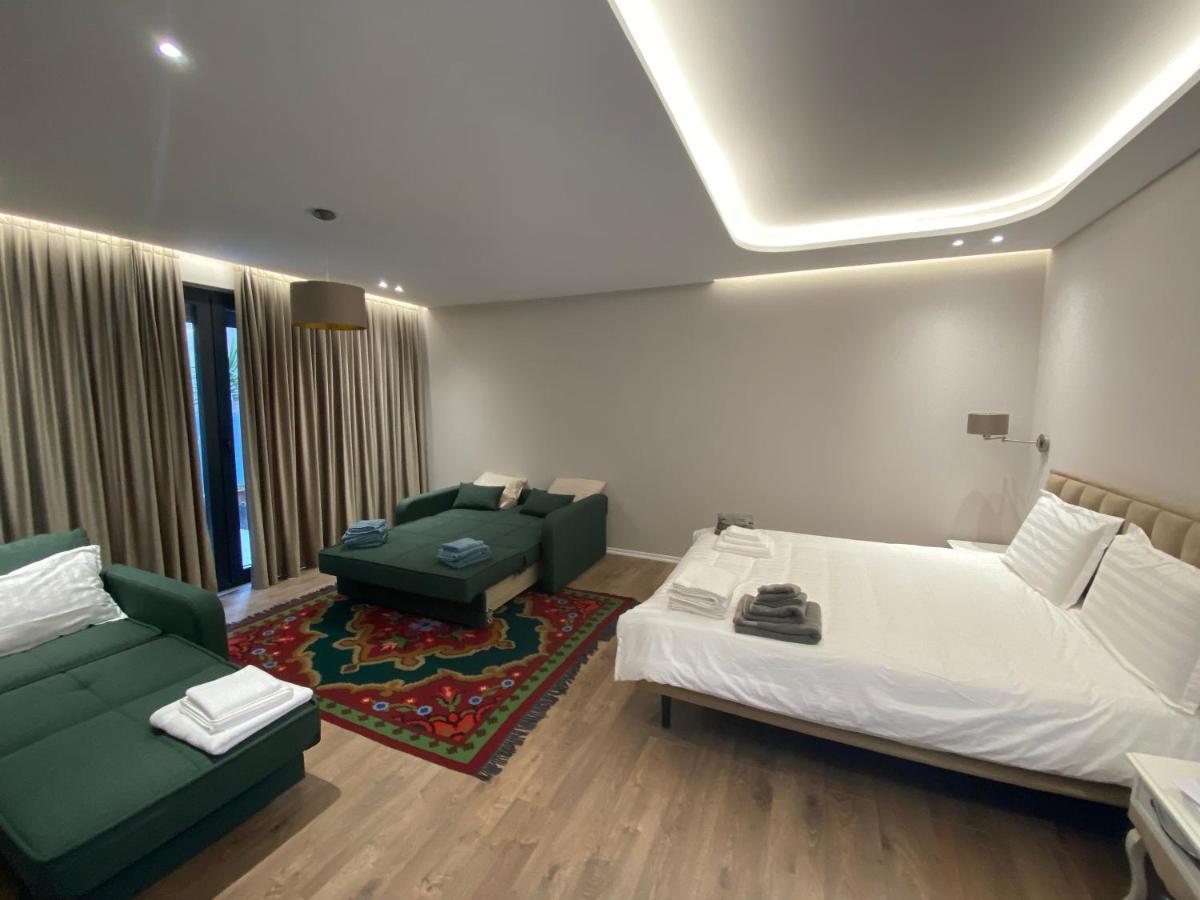 Vila-Amo, Suites&Rooms In Tirana Center Buitenkant foto